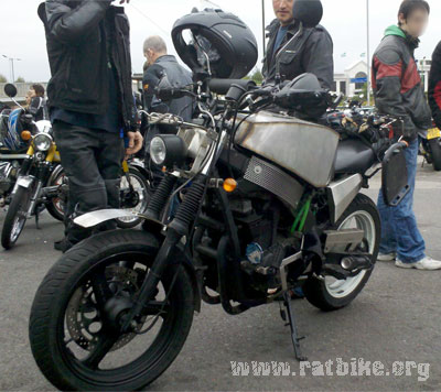 suzuki gs 500 twin