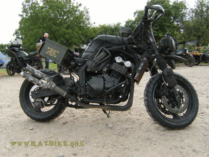 extreme yamaha fazer motorcycle